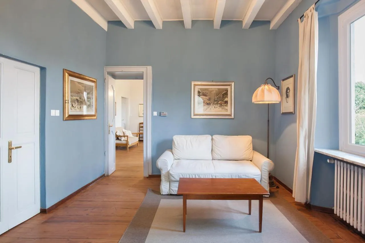 Villa Oleandra With Pool Up To 12 People Volta Mantovana Italy