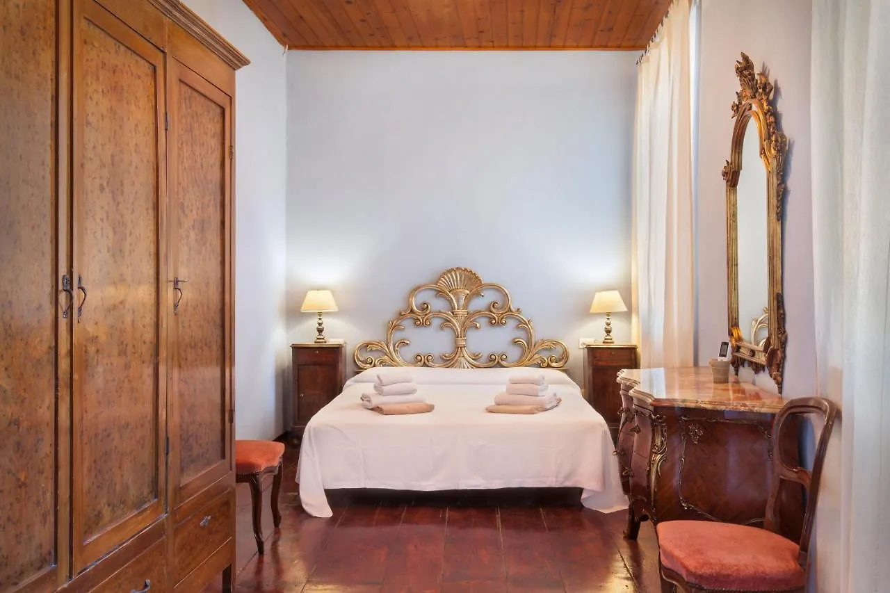 Villa Oleandra With Pool Up To 12 People Volta Mantovana 0*,  Italia