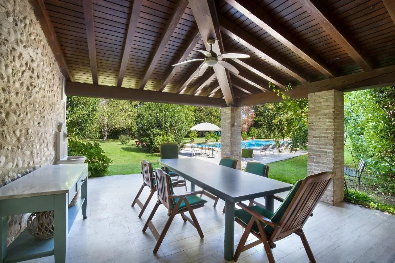 Villa Oleandra With Pool Up To 12 People Volta Mantovana